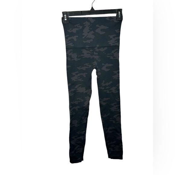 Spanx Look At Me Now Seamless Leggings Black Blue Camo High Rise Stretch Medium - Picture 2 of 6